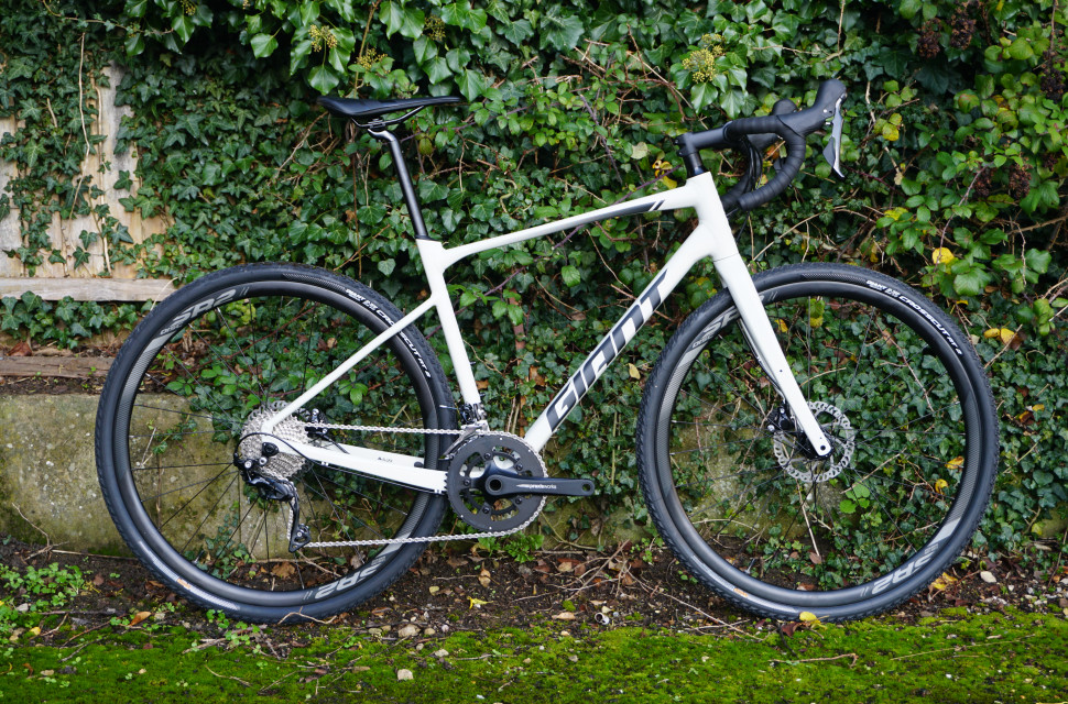 Giant's £1,499 Revolt 0 gravel bike looks a bargain | off-road.cc